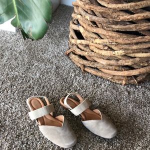 Born Women’s Sandal